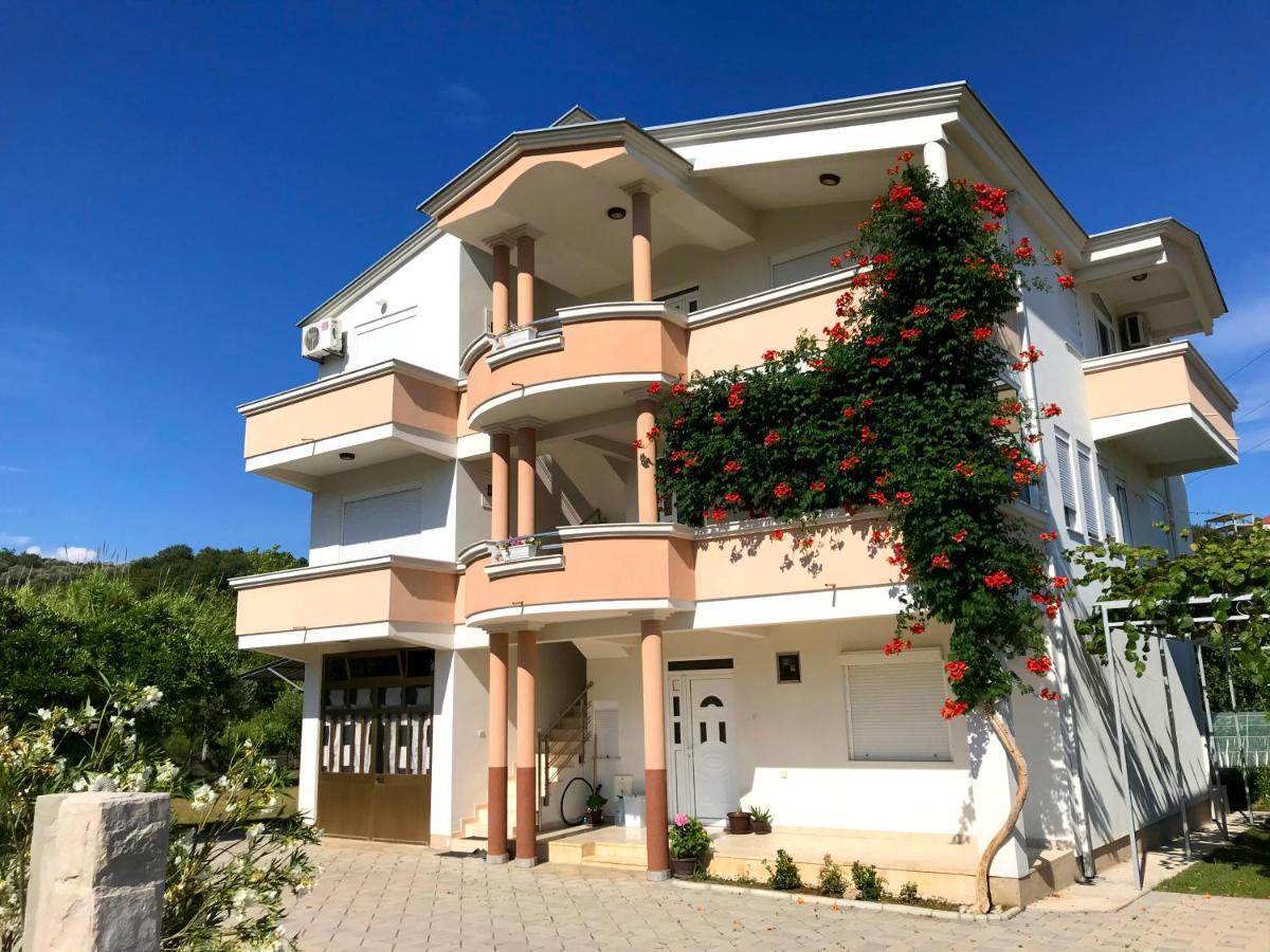 Apartments Kraja أولتْسي المظهر الخارجي الصورة